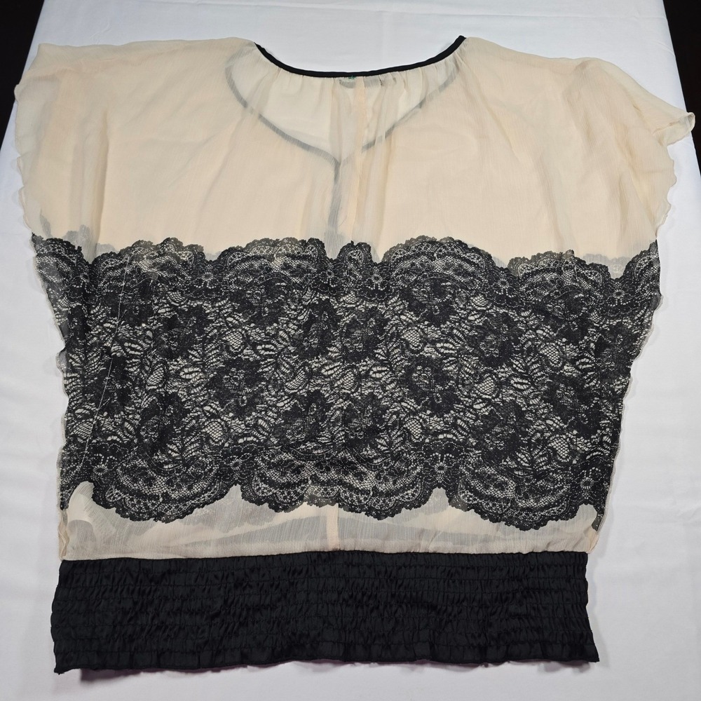Maurices Womens Medium Cream Black Lace Chiffon Smocked Hem V-Neck Blouse Top - Picture 8 of 8